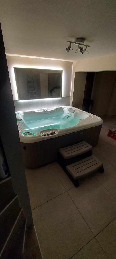 La Grange Villa Gesves Екстериор снимка