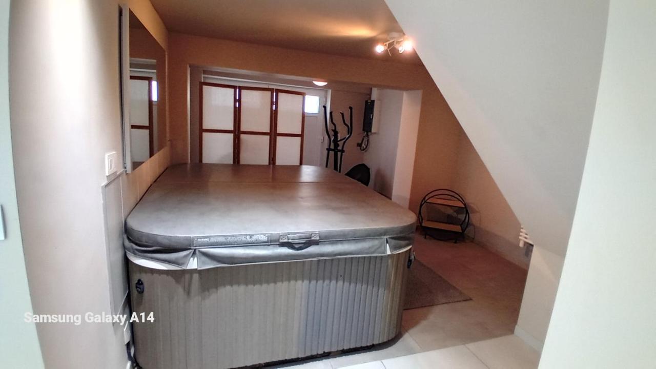La Grange Villa Gesves Екстериор снимка